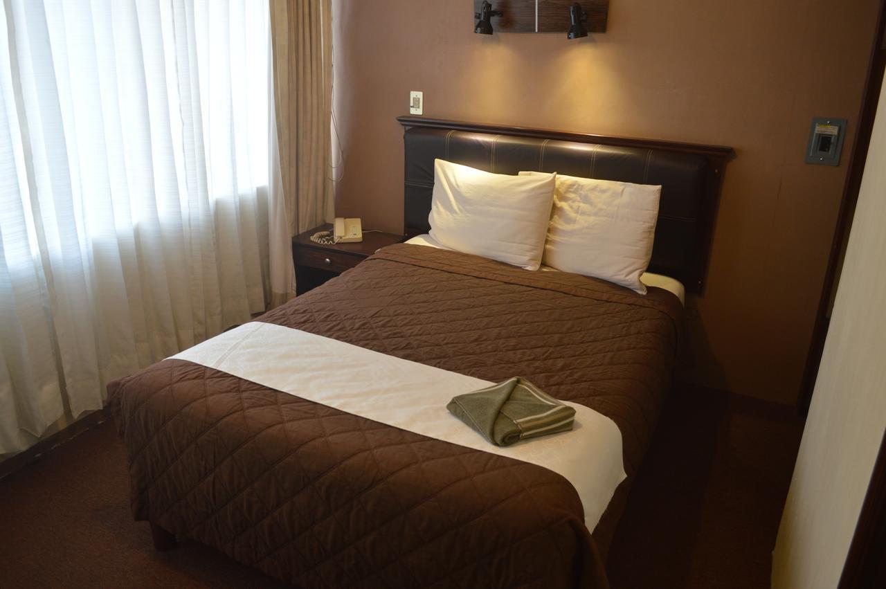 Hotel Flamingo Kristal Irapuato Dış mekan fotoğraf