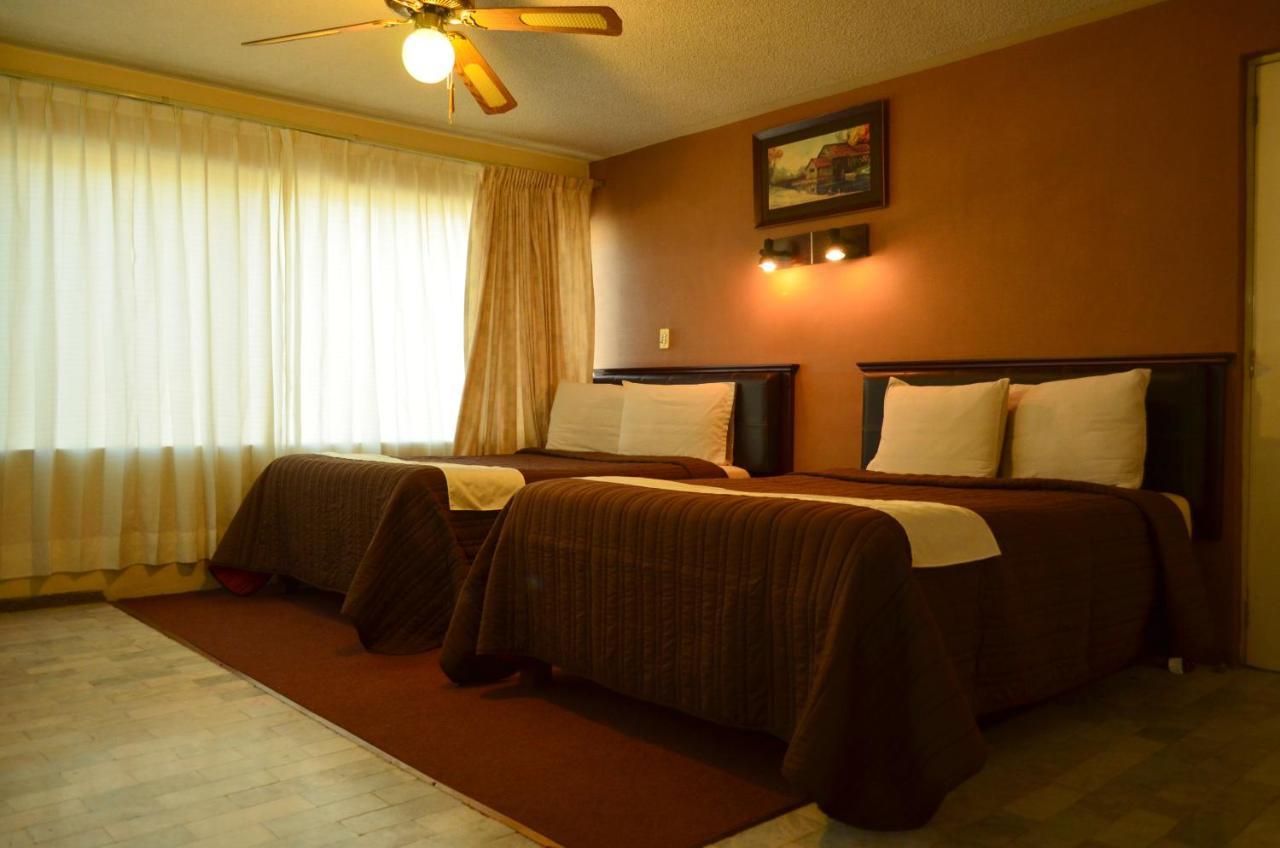 Hotel Flamingo Kristal Irapuato Dış mekan fotoğraf